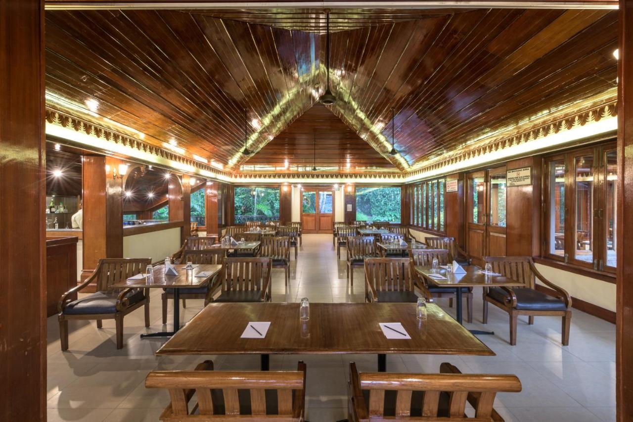 Отель Club Mahindra Теккади Экстерьер фото