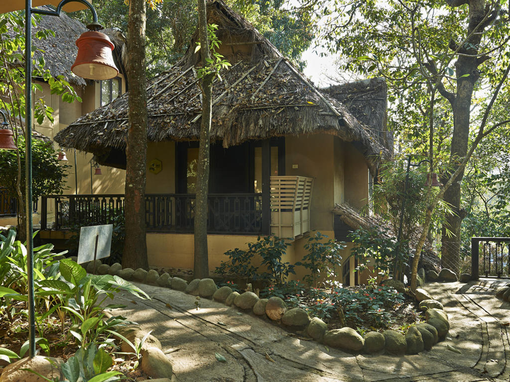 Отель Club Mahindra Теккади Экстерьер фото