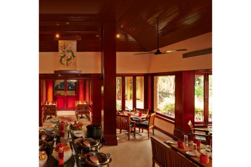 Отель Club Mahindra Теккади Экстерьер фото