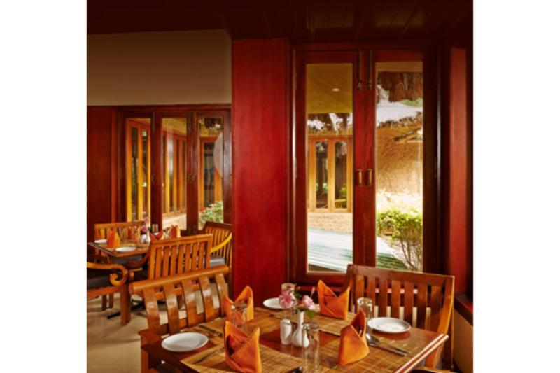 Отель Club Mahindra Теккади Экстерьер фото