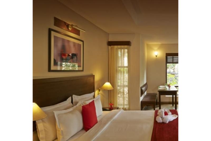 Отель Club Mahindra Теккади Экстерьер фото