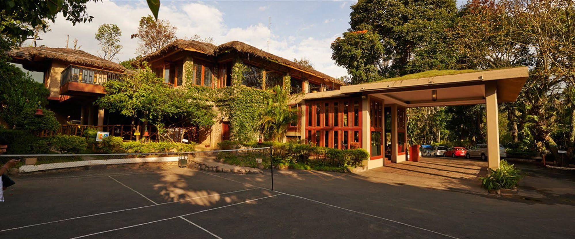 Отель Club Mahindra Теккади Экстерьер фото